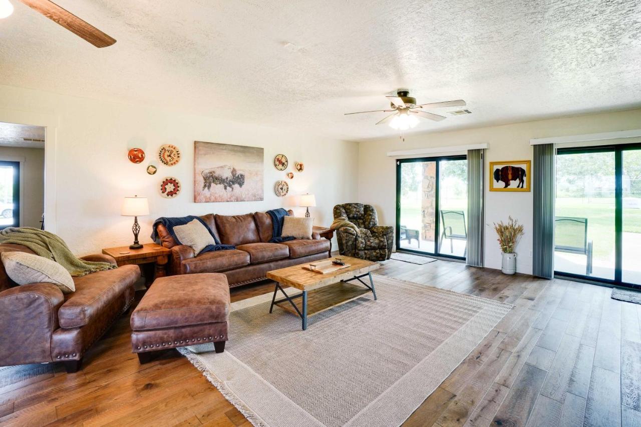 Spacious Country Home Near Ft Sill And Medicine Park 로턴 외부 사진