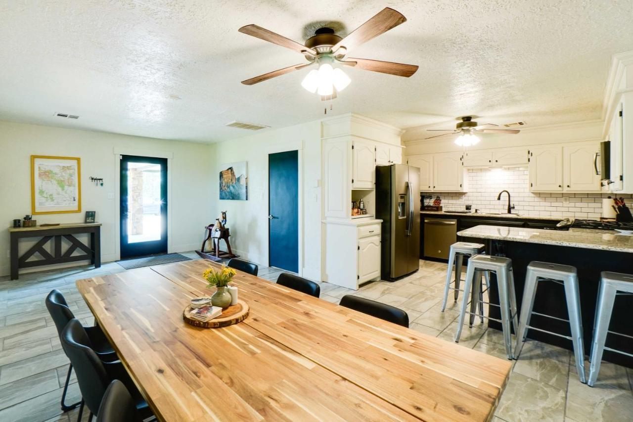 Spacious Country Home Near Ft Sill And Medicine Park 로턴 외부 사진