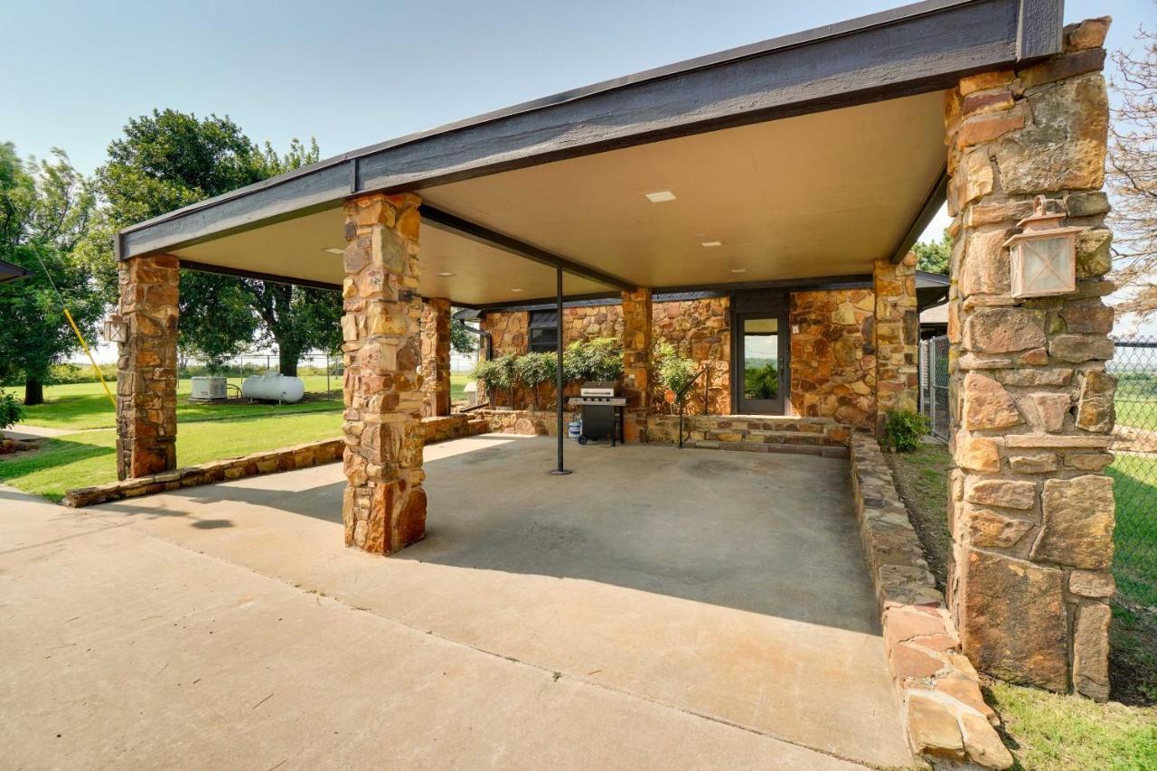 Spacious Country Home Near Ft Sill And Medicine Park 로턴 외부 사진